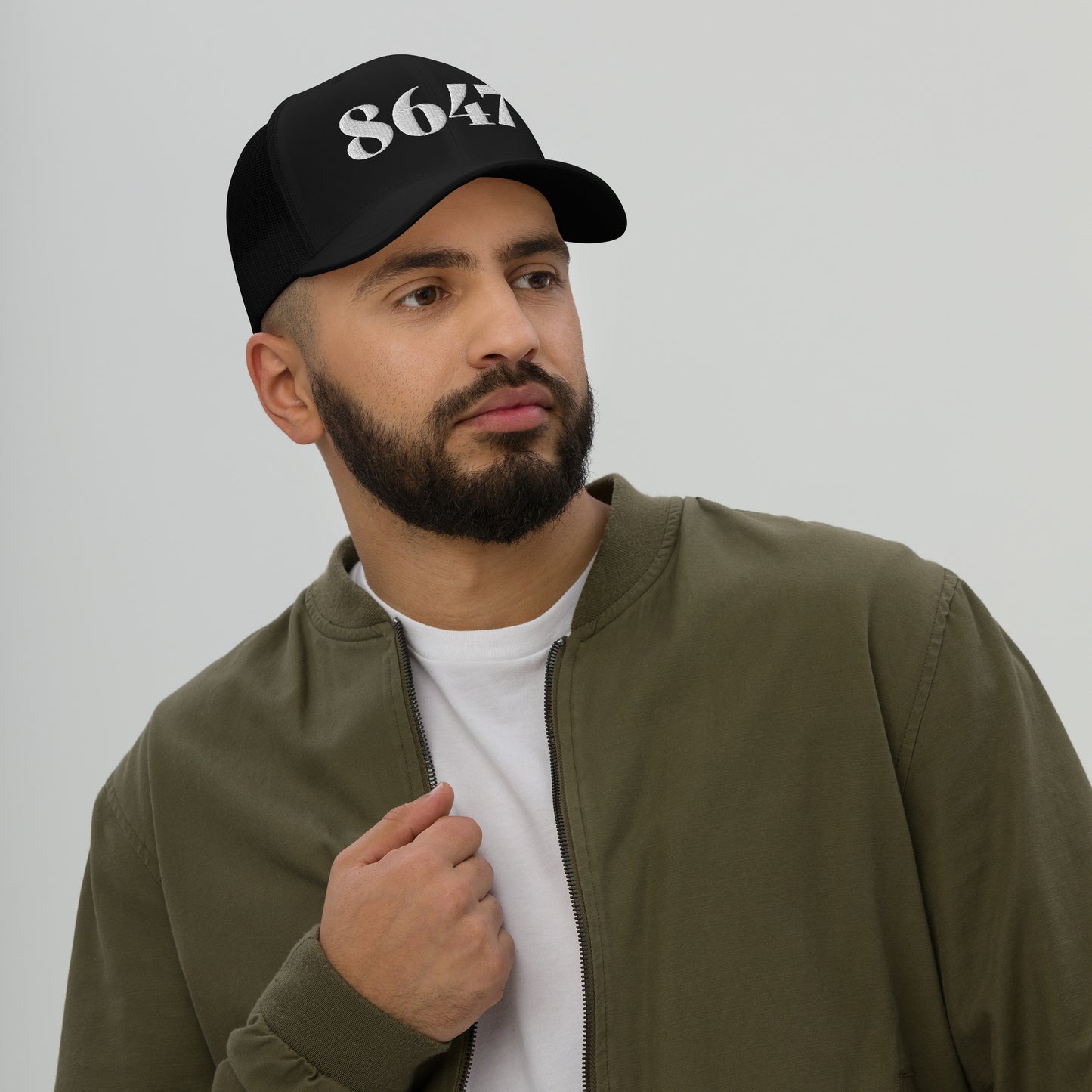 8647 Trucker Hat