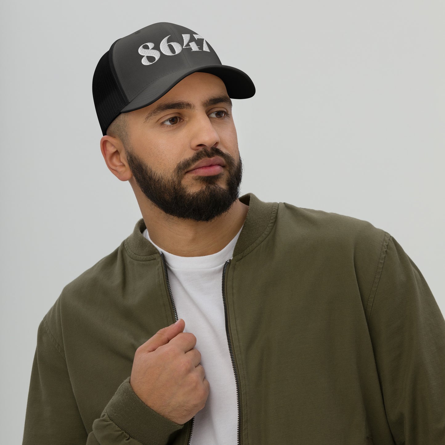 8647 Trucker Hat